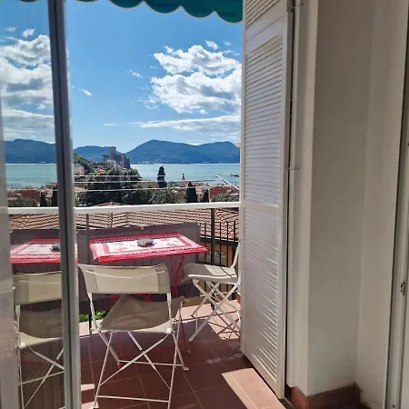Finestra Sul Mare - La Guardiana Del Golfo Apartment